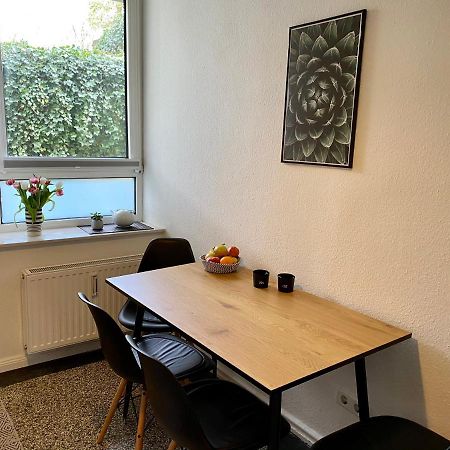 Zentrumsnahe Schoene Altbauwohnung Bis 4 Personen Flensborg Eksteriør billede