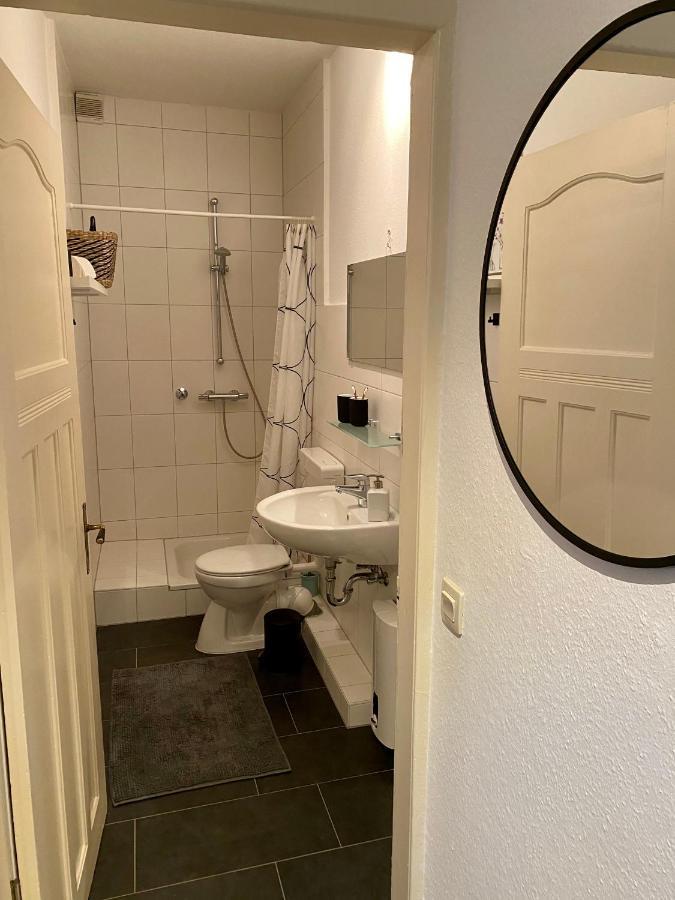 Zentrumsnahe Schoene Altbauwohnung Bis 4 Personen Flensborg Eksteriør billede